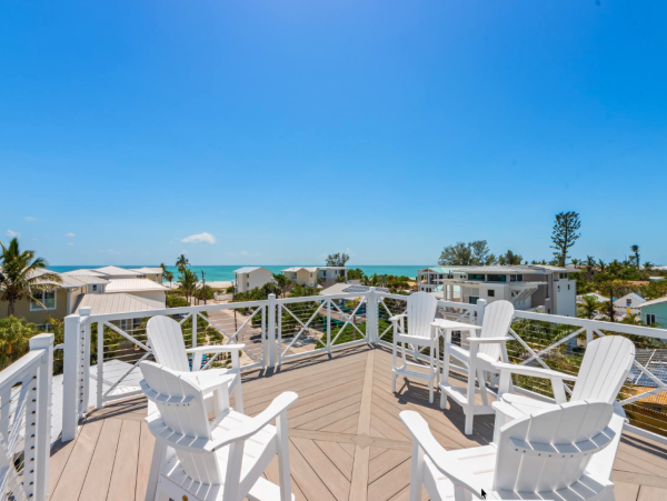 Luxury Beach Retreat on Anna Maria Island - Unforgettable Getaway